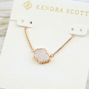 KENDRA SCOTT Tess Neckalce
